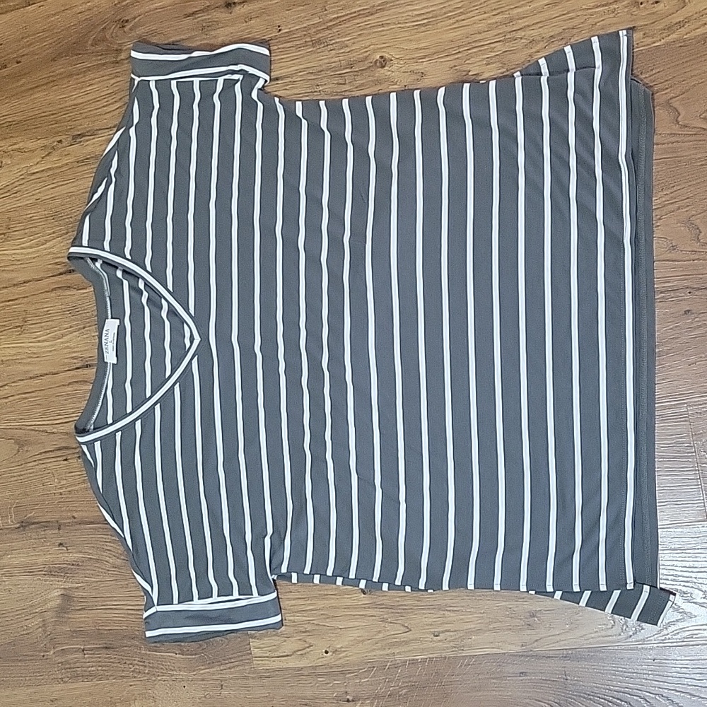 Zenana top